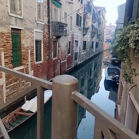 Casa Pergoletto Lägenhet Venedig Exteriör bild