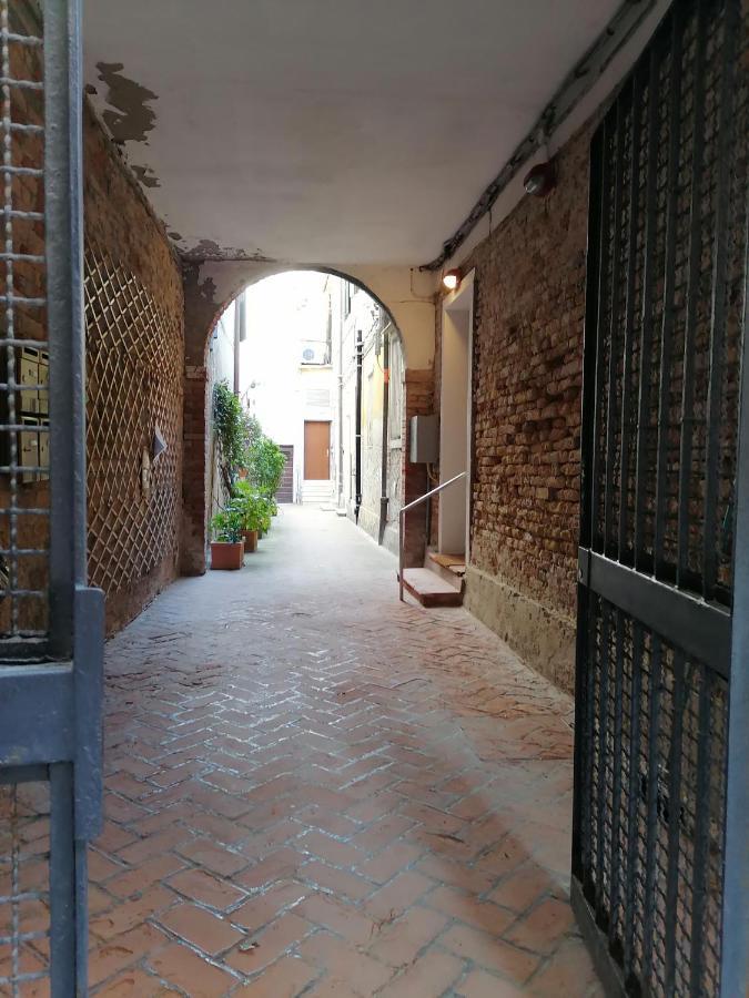 Casa Pergoletto Lägenhet Venedig Exteriör bild
